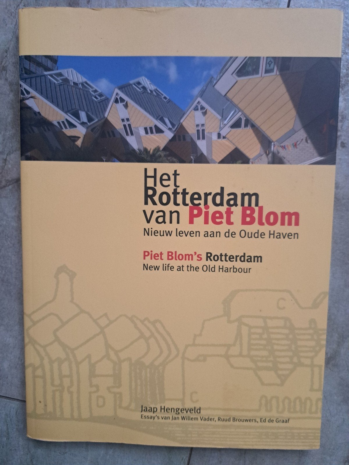 Het Rotterdam van Piet Blom - Nieuw leven aan de Oude Haven, Boeken, Ophalen of Verzenden, 20e eeuw of later, Zo goed als nieuw