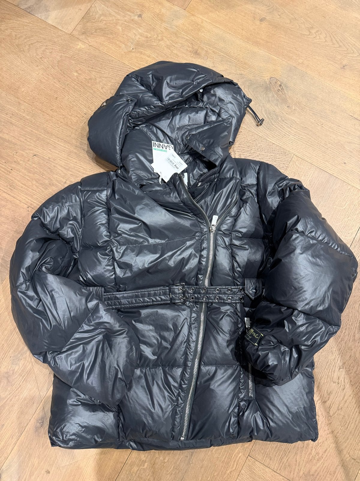 GANNI Shiny Nylon Puffer Jacket Black Sand L/XL nieuw €595, Ophalen of Verzenden, Nieuw, Maat 46/48 (XL) of groter, Zwart