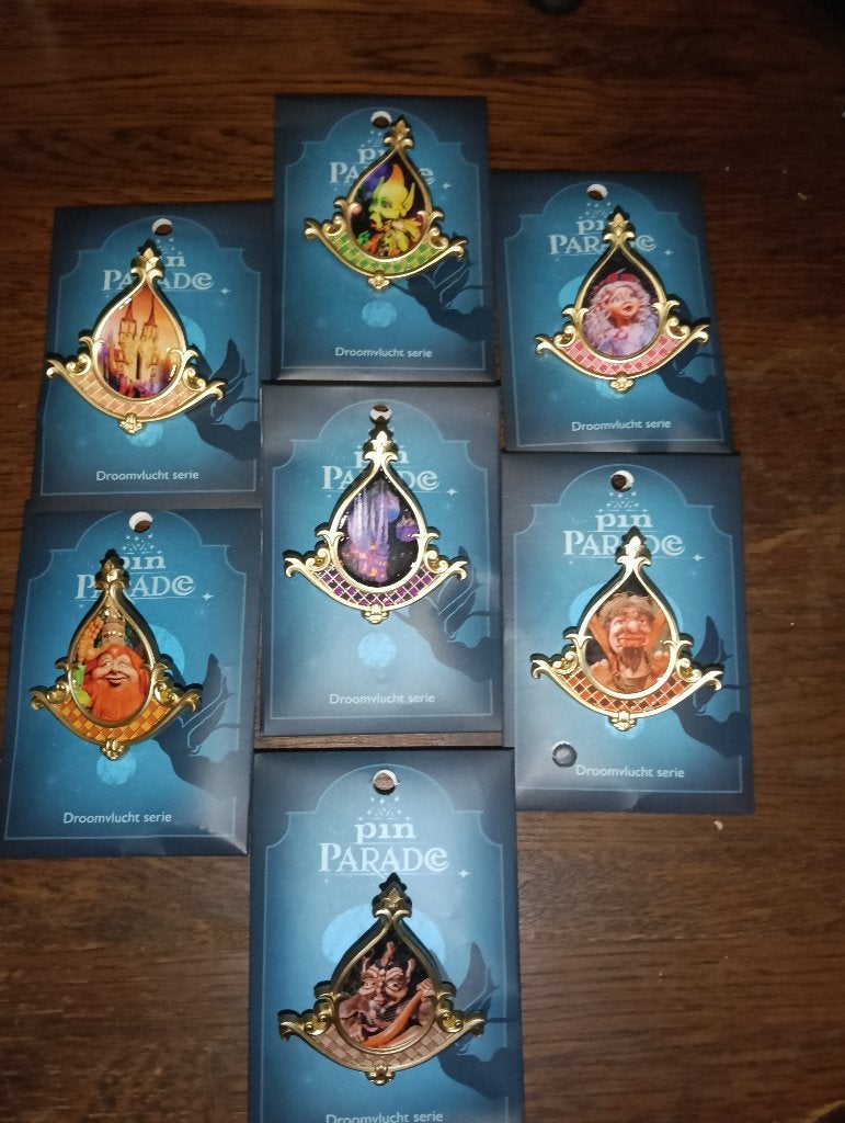 Efteling pins Droomvlucht serie, Verzamelen, Ophalen of Verzenden, Nieuw, Button of Speldje