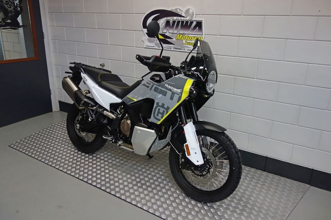 HUSQVARNA NORDEN  901, 2 cilinders, Motorrijbewijs A, Onbekend, Overig