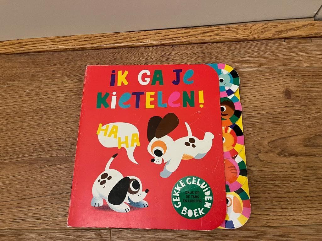Set van 9 leuke babyboeken, Gelezen, 6 tot 12 maanden, Ophalen of Verzenden, Uitklap-, Voel- of Ontdekboek