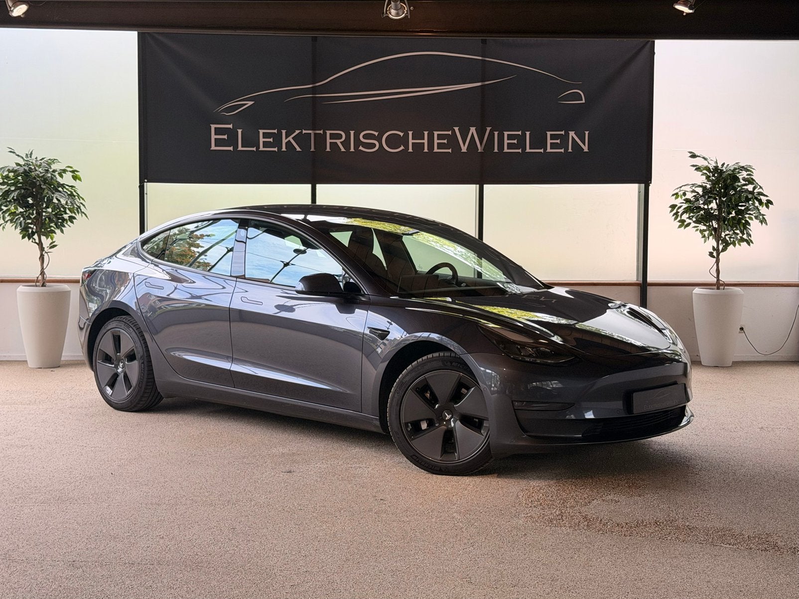 Tesla Model 3 / 2022 AMD RYZEN LFP WARMTEPOMP BTW / 90% SoH, Automaat, Achterwielaandrijving, Zwart, Leder