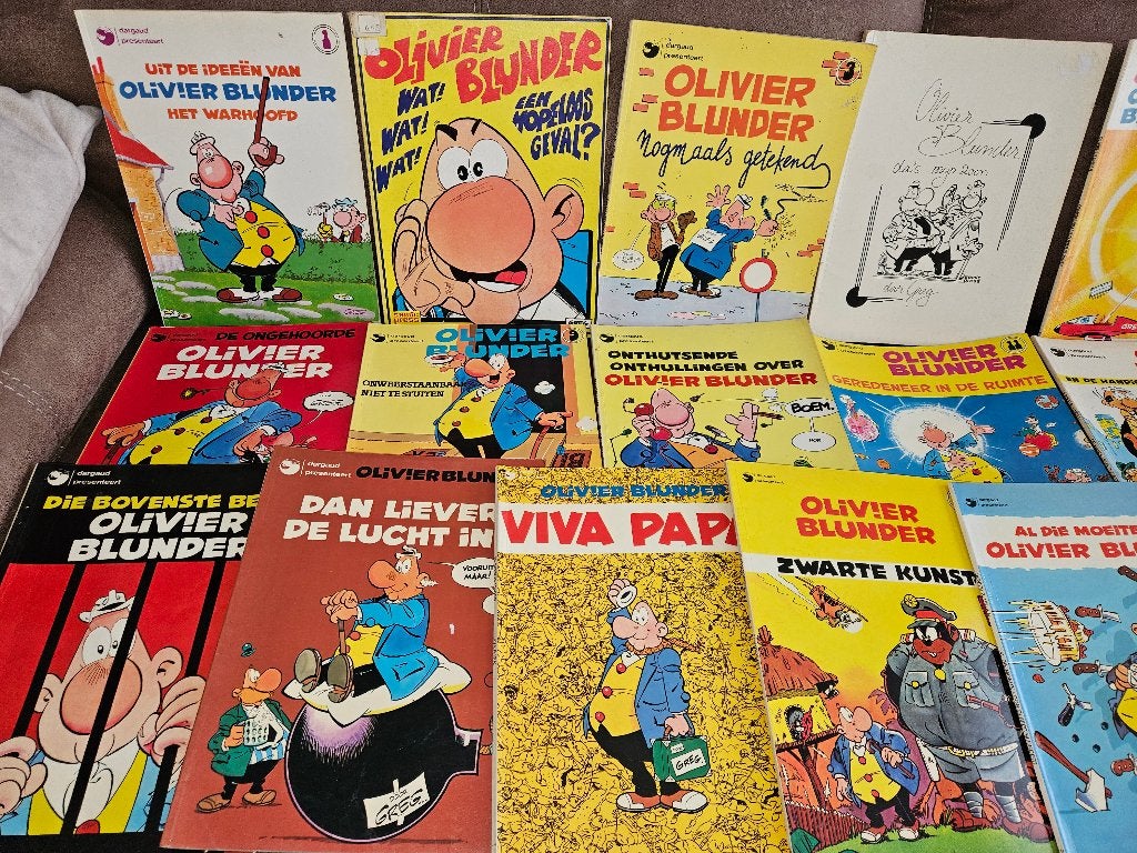 Olivier Blunder 40 boeken, Meerdere stripboeken, Ophalen of Verzenden, Gelezen