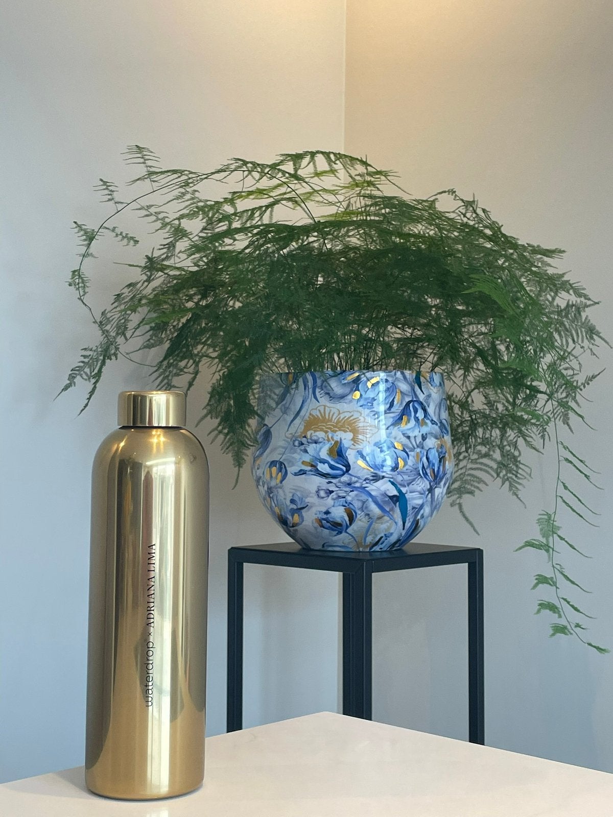 Waterdrop Adriana Lima Limited Ed. gold 1 L, Ophalen of Verzenden, Zo goed als nieuw