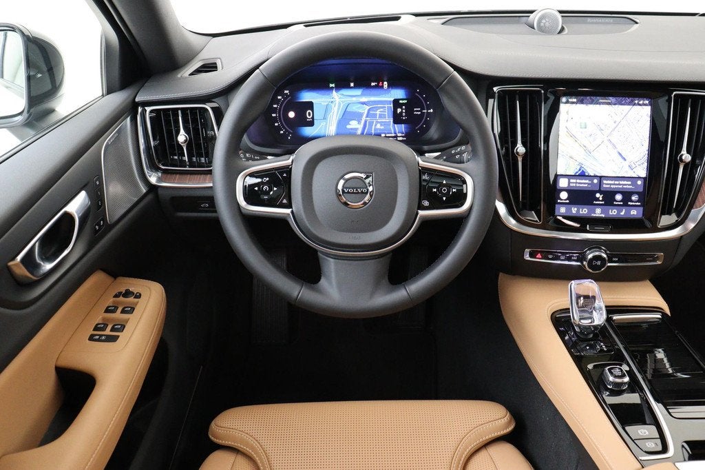Volvo V60 T6 PLUG-IN HYBRID AWD ULTRA DARK *FULL OPTIONS!* -, Automaat, 12 maanden, Lichtsensor, Gebruikt