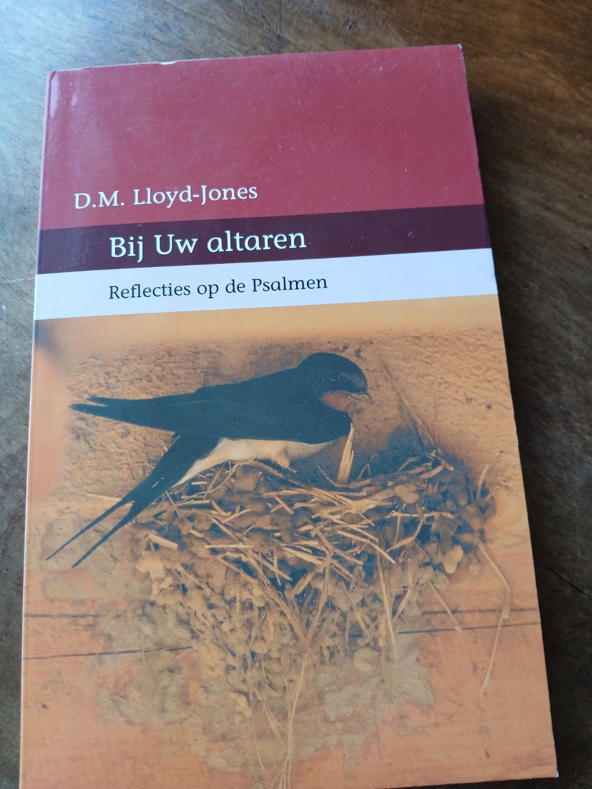 Bij Uw Altaren:  - D.M. Lloyd-Jones WD015, D.M. Lloyd-Jones, Christendom | Protestants, Ophalen of Verzenden, Zo goed als nieuw