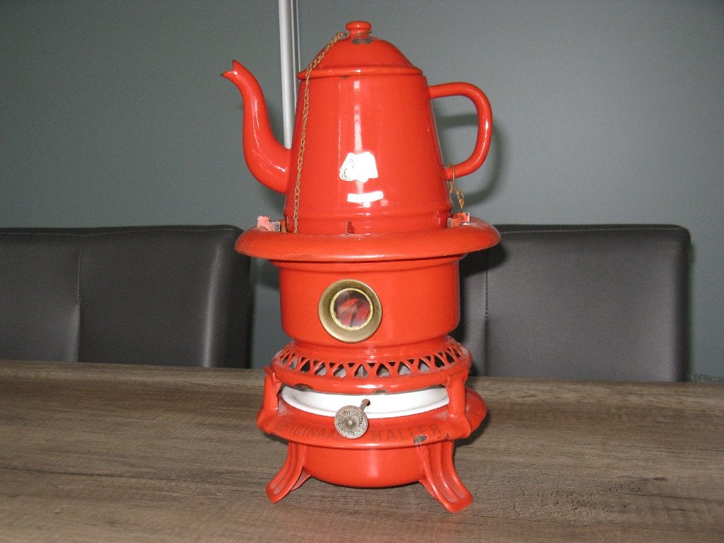 emaille rode eenpits oliestel en theepot, Ophalen of Verzenden