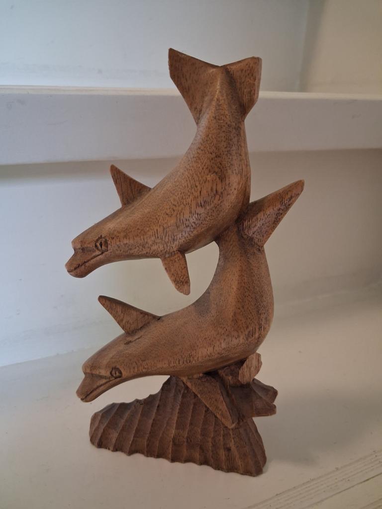 Houten dolfijnen beeldje - Licht houtsnijwerk, Ophalen of Verzenden
