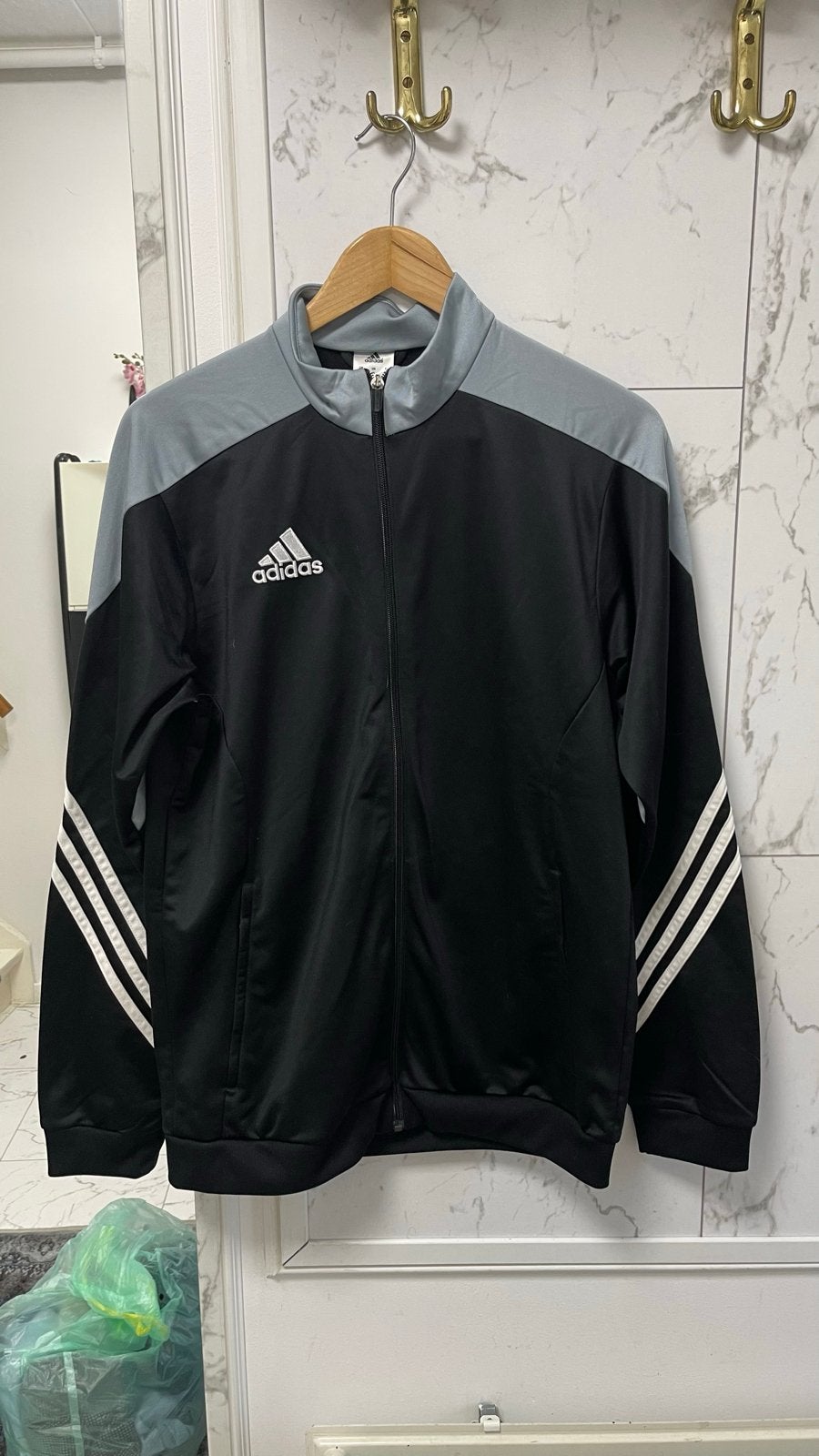 Adidas training jasje maat M nieuw, Kleding | Heren, Ophalen of Verzenden, Nieuw, Maat 48/50 (M), Zwart