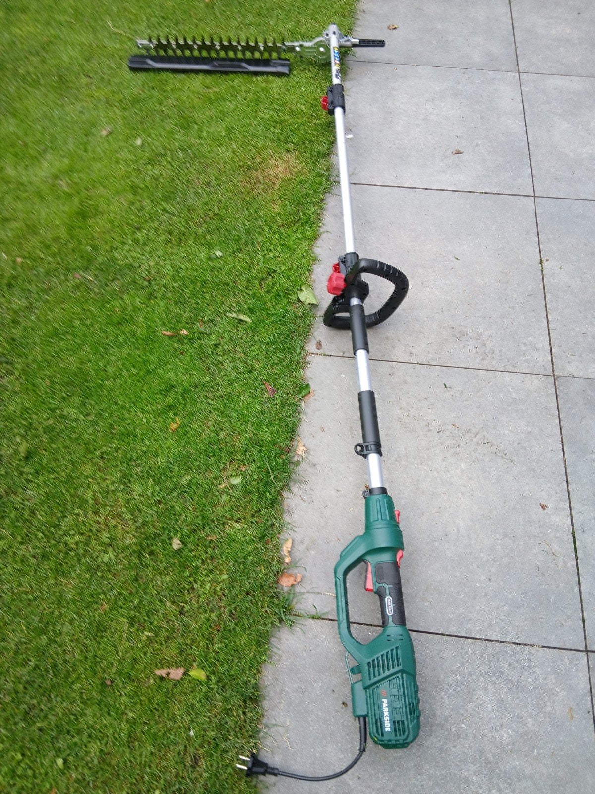 Electrische heggenschaar  2.6 M. lang, 230V., Tuin en Terras, Heggenscharen, Ophalen of Verzenden, Elektrisch, Parkside, Zo goed als nieuw