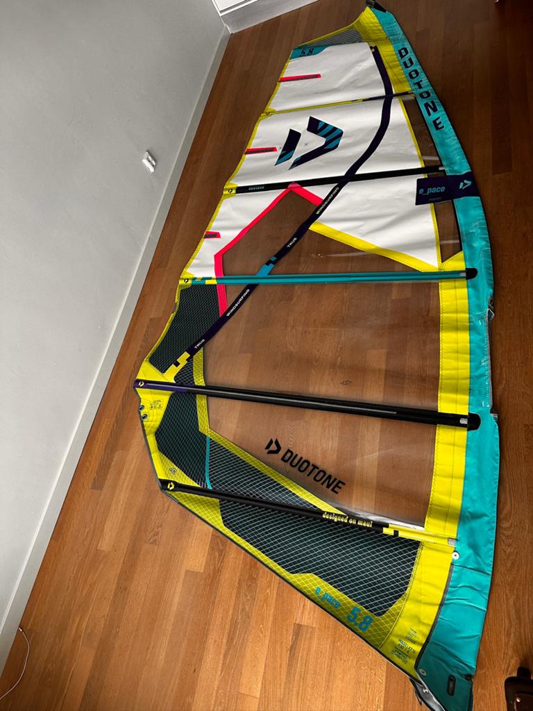Duotone E-pace 5.8 zgan, Watersport en Boten, Windsurfen, Met draagtas, 5 tot 6.5 m², Ophalen of Verzenden, Zo goed als nieuw