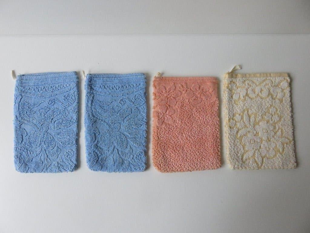 4 vintage washandjes met bloemenreliëf, Ophalen of Verzenden, Gebruikt, Blauw, Overige typen