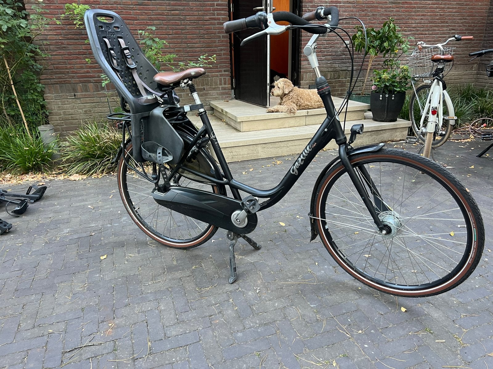 Gazelle Bloom Moederfiets Zwart 57cm met Kinderzitjes, Fietsen en Brommers, Fietsen | Dames | Moederfietsen, Ophalen, 2 zitjes