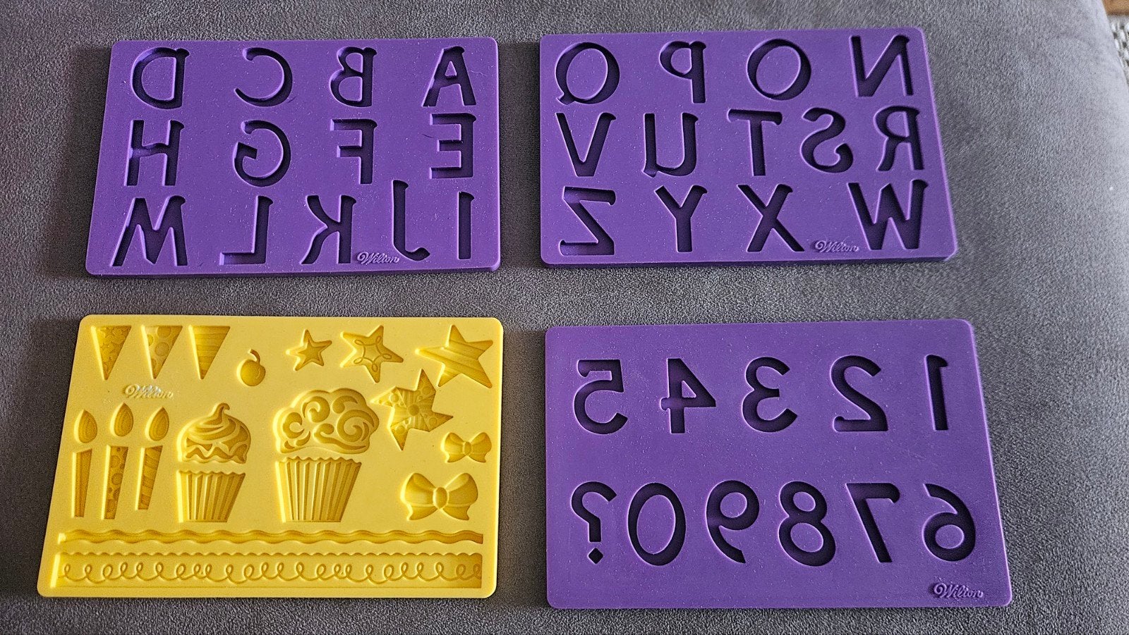 Wilton siliconen mal - Verschillende soorten, Ophalen of Verzenden, Zo goed als nieuw, Taarten of Cupcakes, Versiering