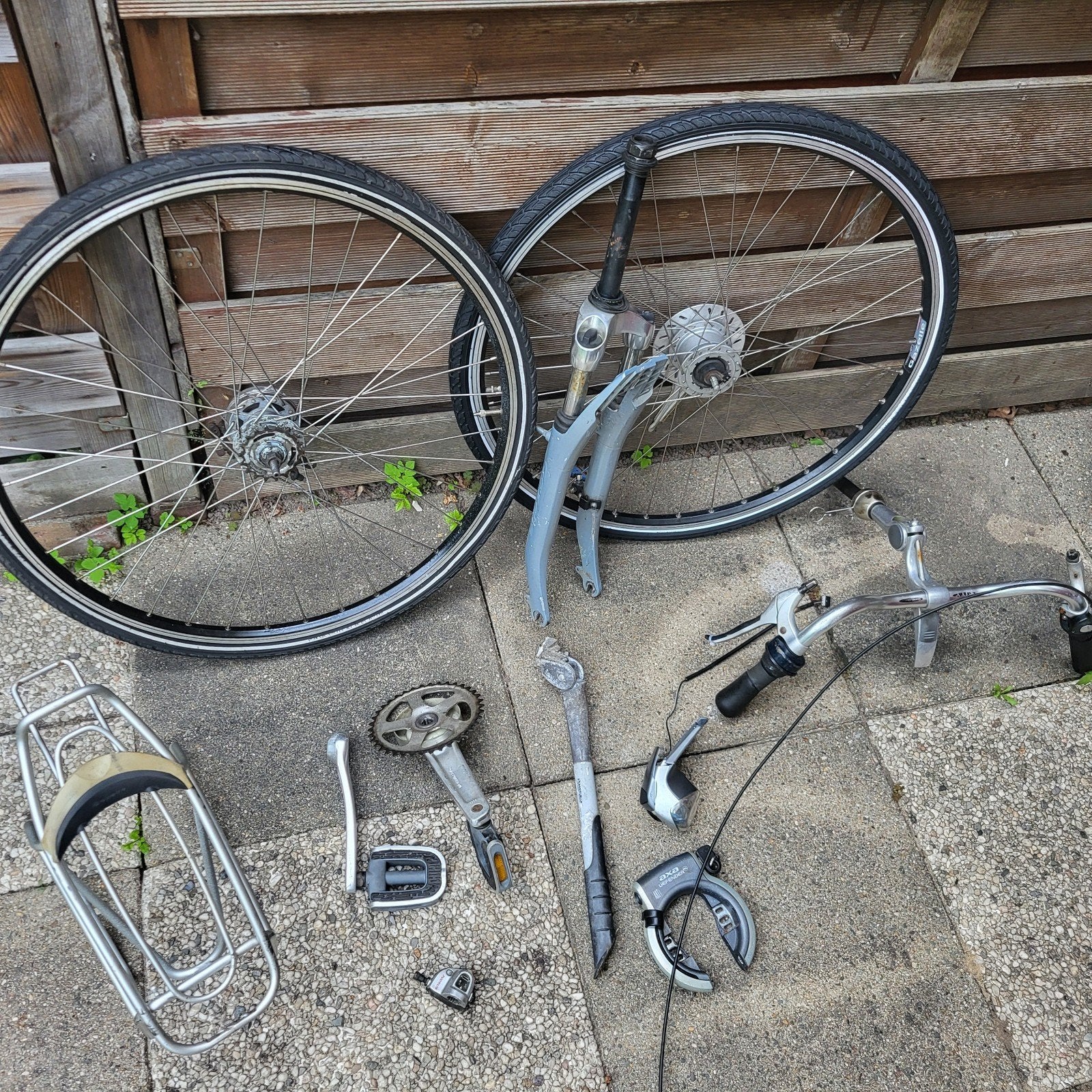 Diverse fiets onderdelen - wielen, voorvork, stuur, etc ., Fietsen en Brommers, Fietsonderdelen, Gebruikt, Overige typen, Toerfiets