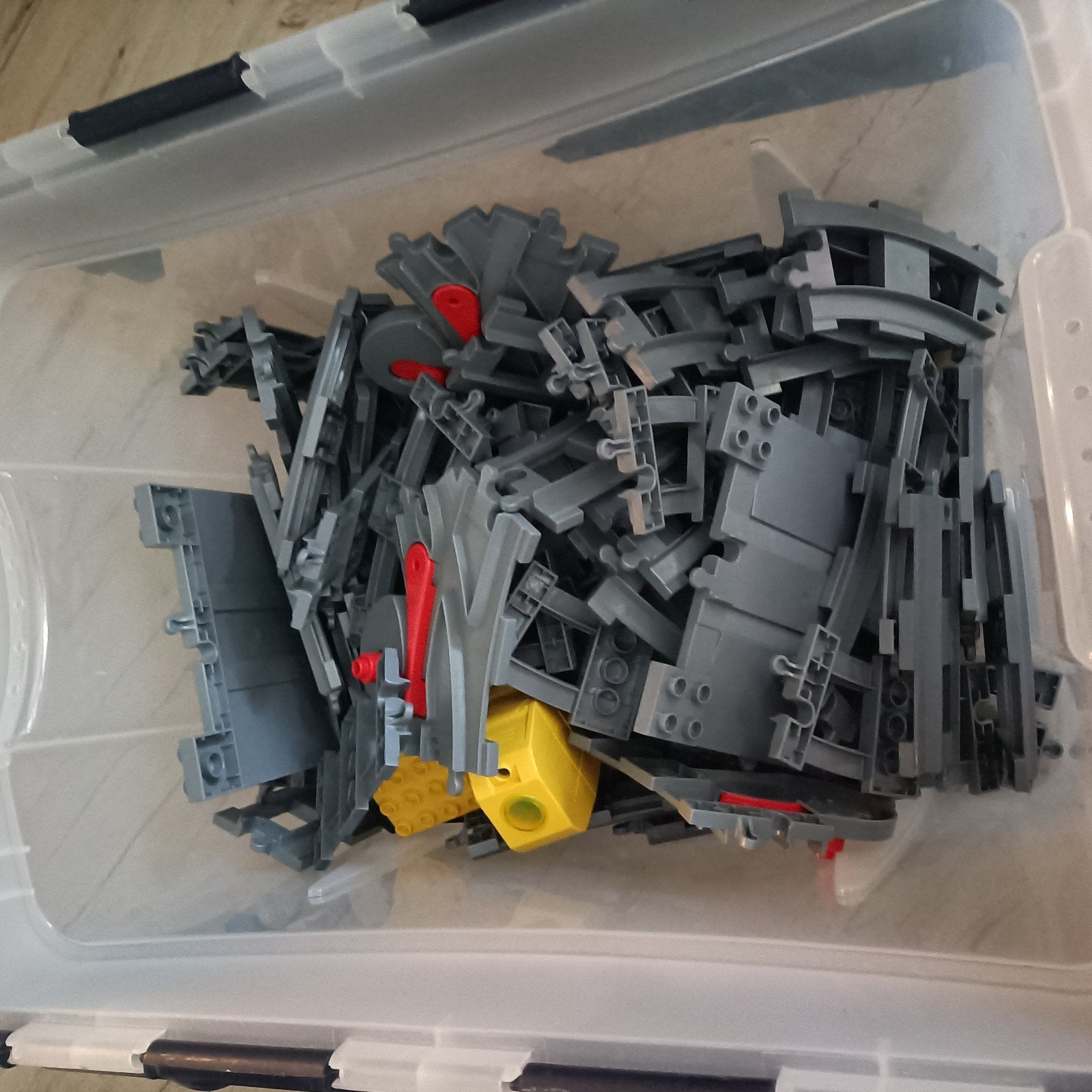 Lego Duplo treinbaan (veel onderdelen), Ophalen, Gebruikt