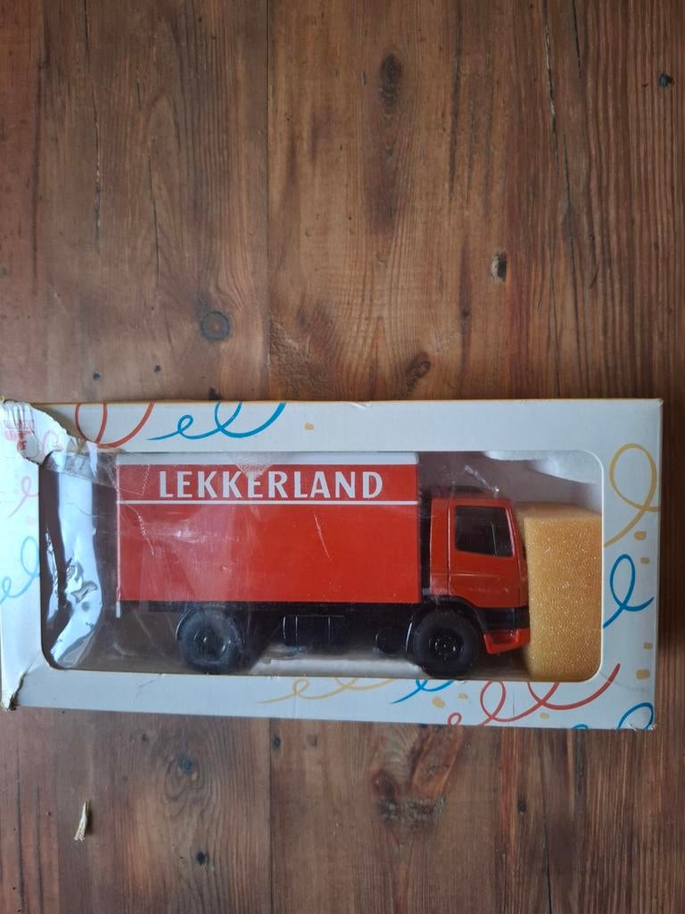Lekkerland vrachtwagen model in doos, Ophalen of Verzenden