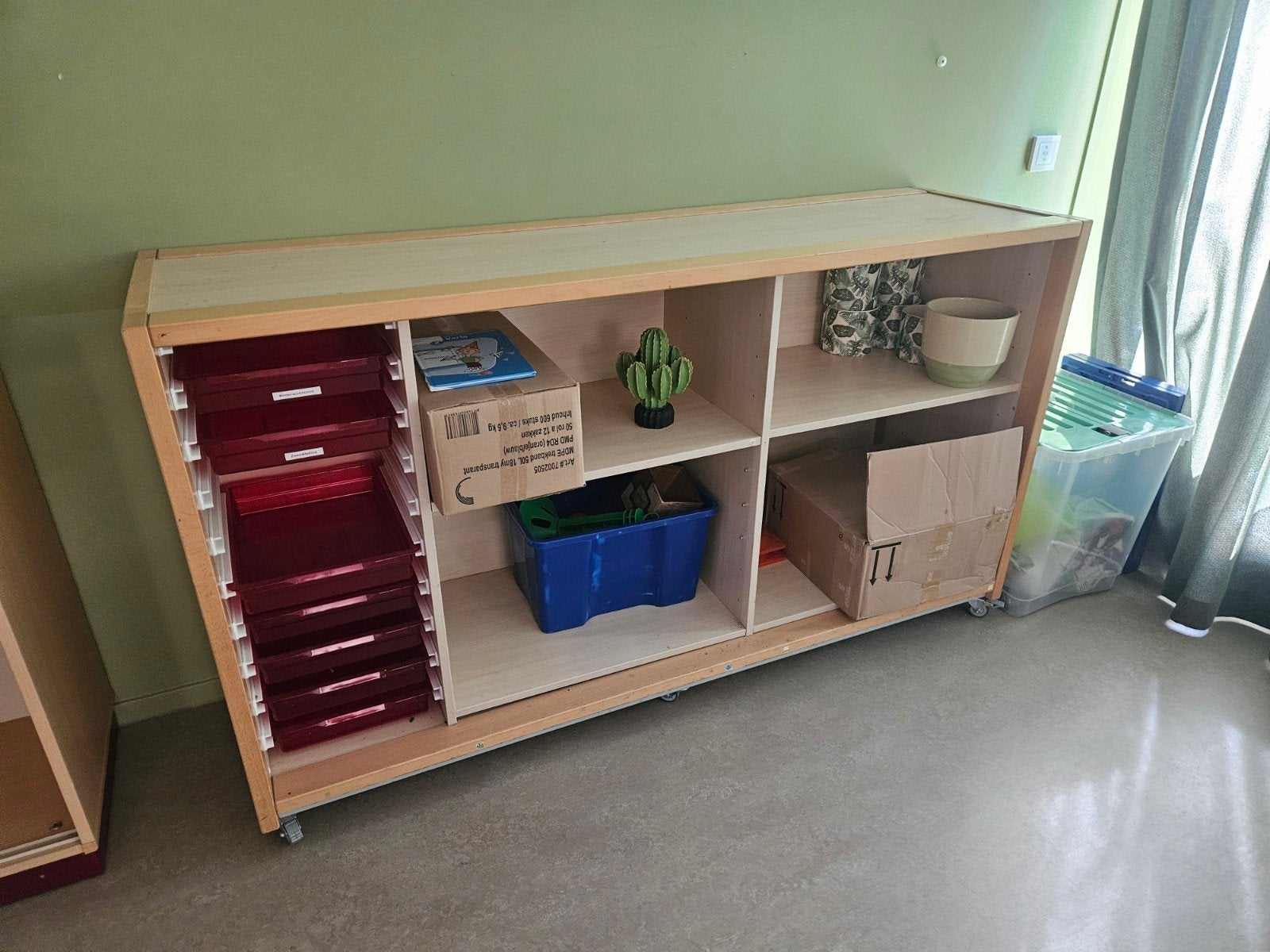 Gratis 2 stevige schoolkasten, Huis en Inrichting, Ophalen, Gebruikt, 25 tot 50 cm, 150 tot 200 cm