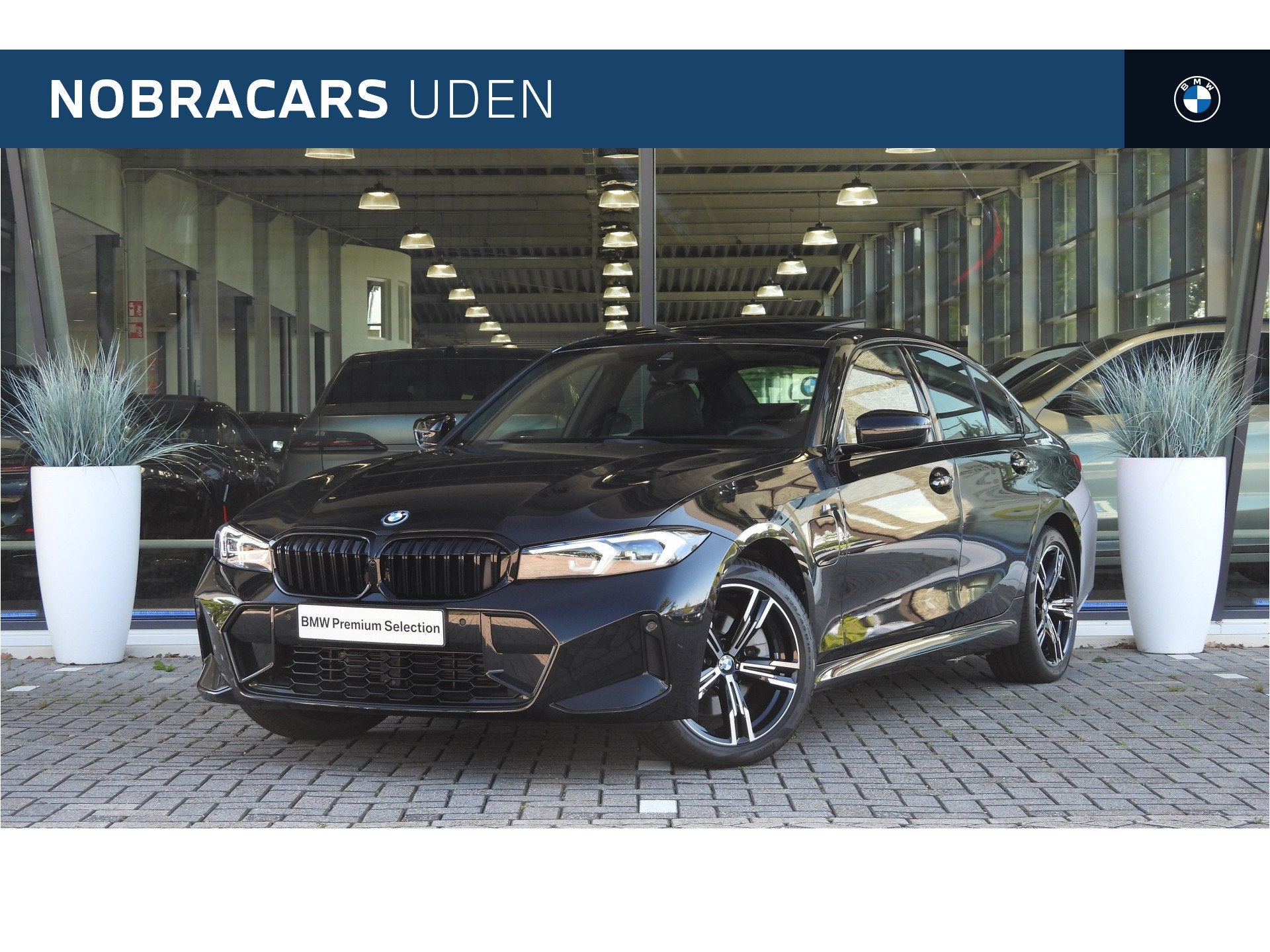 BMW 3 Serie 330e M Sport Automaat / Trekhaak / Sportstoelen