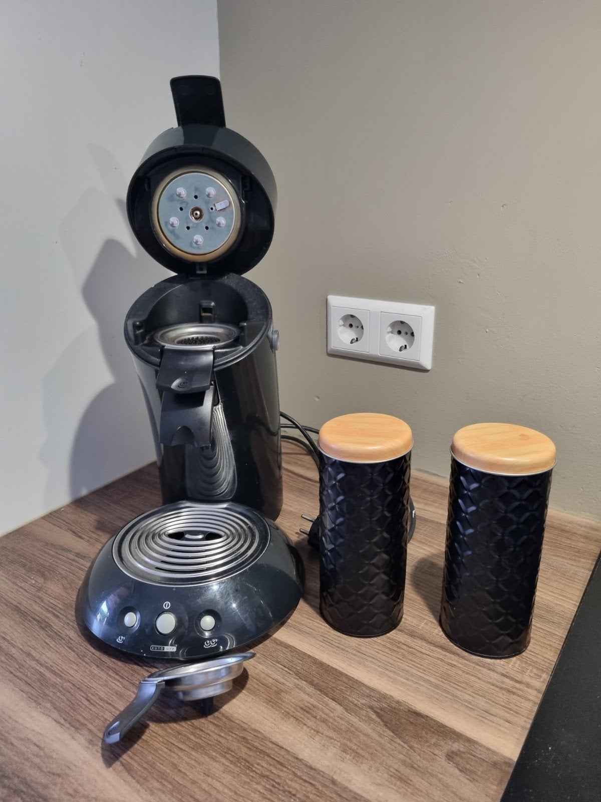 Senseo zwart type HD7810 in goede staat, Witgoed en Apparatuur, Koffiezetapparaten, Ophalen, Gebruikt, Koffiemachine