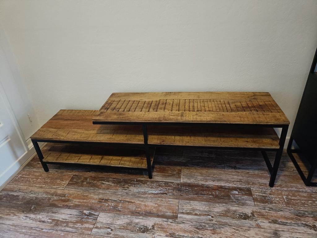 Mangohout TV kast, Gebruikt, 150 tot 200 cm, Minder dan 100 cm, 25 tot 50 cm