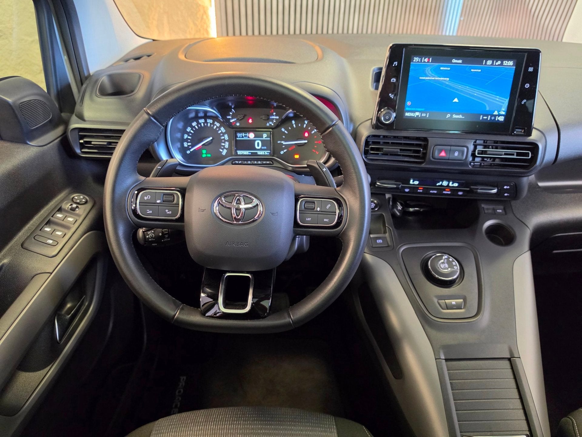 Toyota PROACE CITY Verso 1.2 Turbo Dynamic|GARANTIE|CARPLAY|, Parkeersensor, Gebruikt, Euro 6, Origineel Nederlands