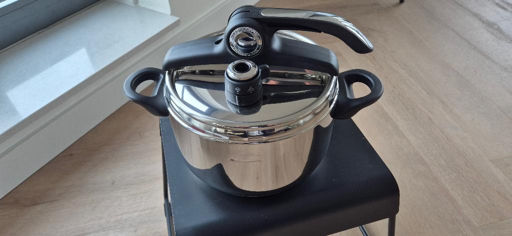 Lagostina Lagoeasy’up Natura snelkookpan 5 liter, NIEUW!, Huis en Inrichting, Keuken | Potten en Pannen, Nieuw, Kookpan of Snelkookpan