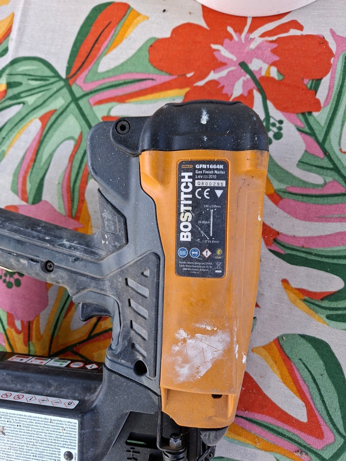Bostitch GFN1664K Accu Spijkerpistool (Gebruikt), Ophalen, Gebruikt