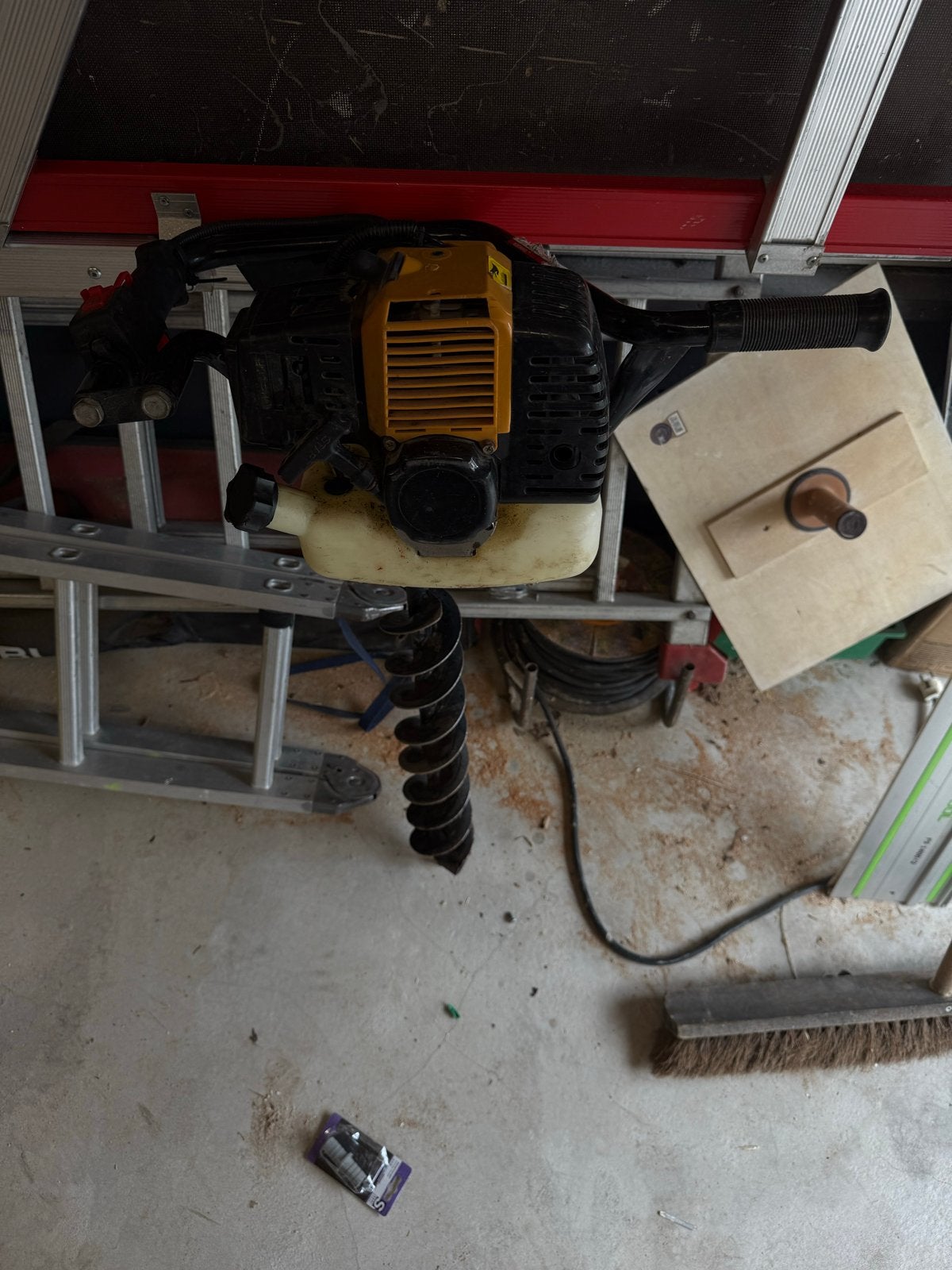 Lümag EB 490S Grondboor - Krachtige Benzine Aardboor, Ophalen of Verzenden, Gebruikt, 600 watt of meer, Overige typen