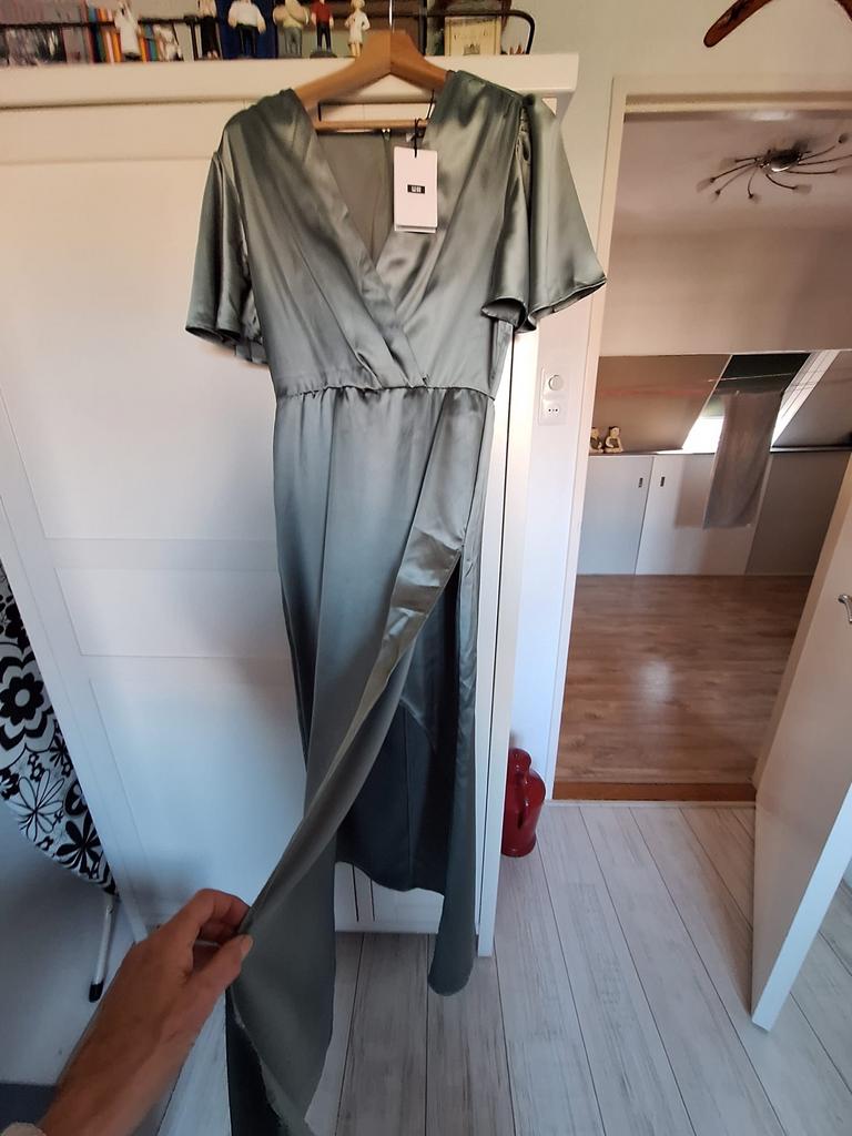 Groene Gala-Jurk, Kleding | Dames, Jurken, Nieuw, Maat 38/40 (M), Groen, Onder de knie, Ophalen of Verzenden
