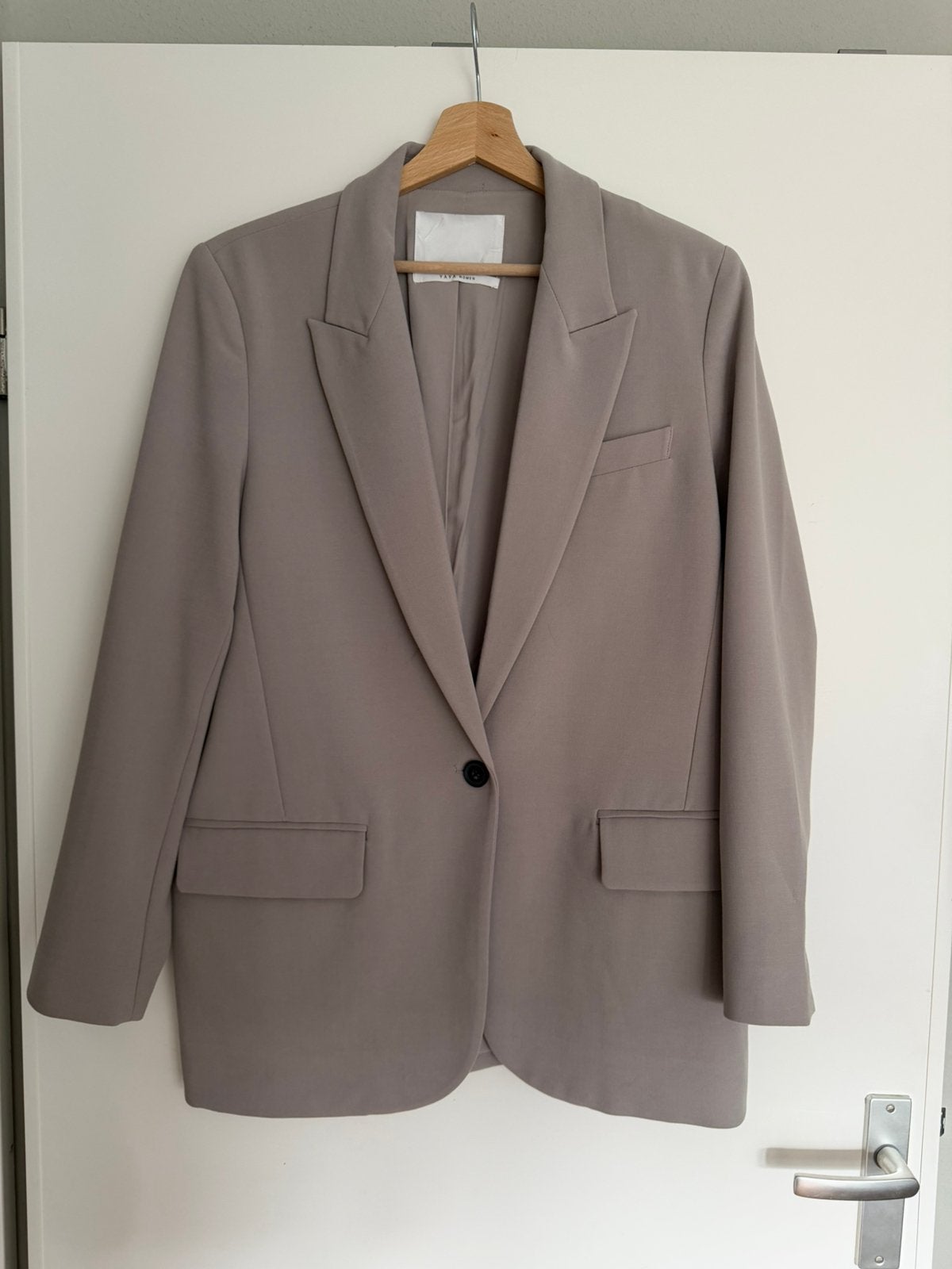 Compleet pak Yaya M/L, Ophalen of Verzenden, Zo goed als nieuw, Beige