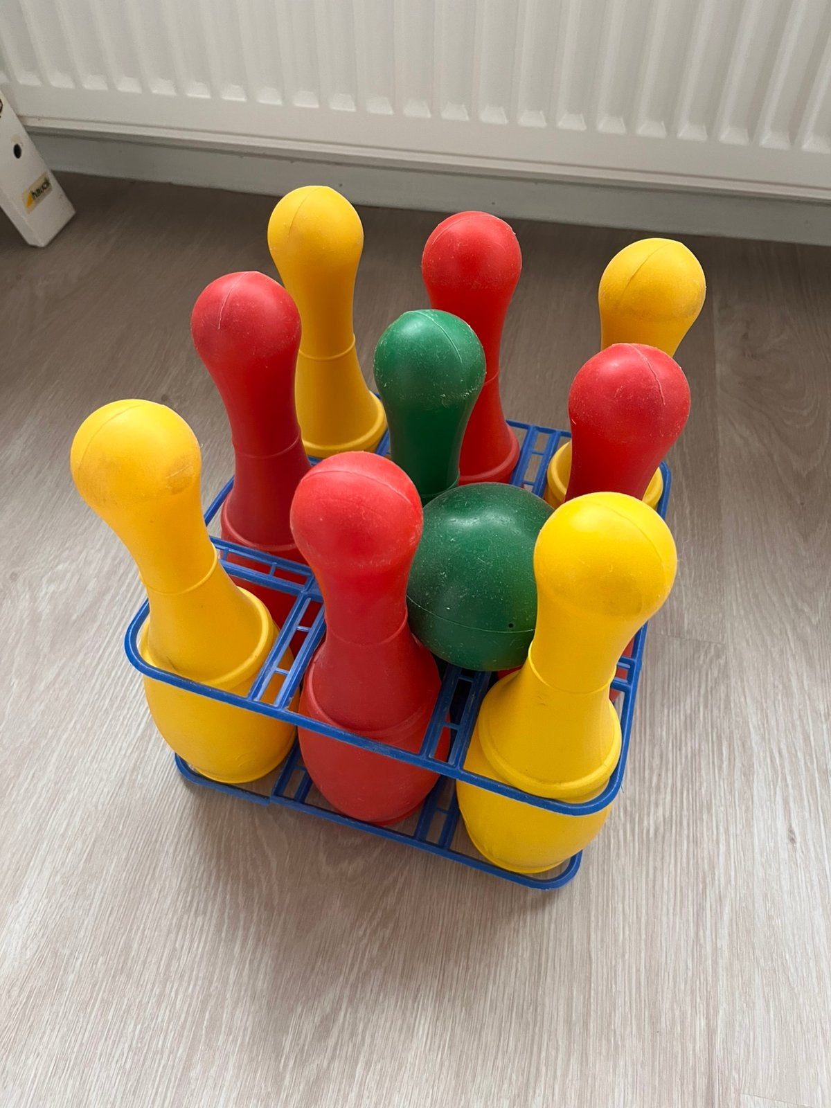 Kegel / bowling set in houder, Ophalen, Zo goed als nieuw