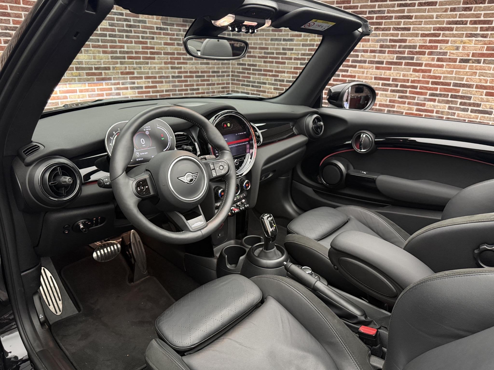 MINI Cabrio 1.5 Cooper John Cooper Works, Auto's, Mini, 136 pk, Euro 6, Cabriolet, 4 stoelen