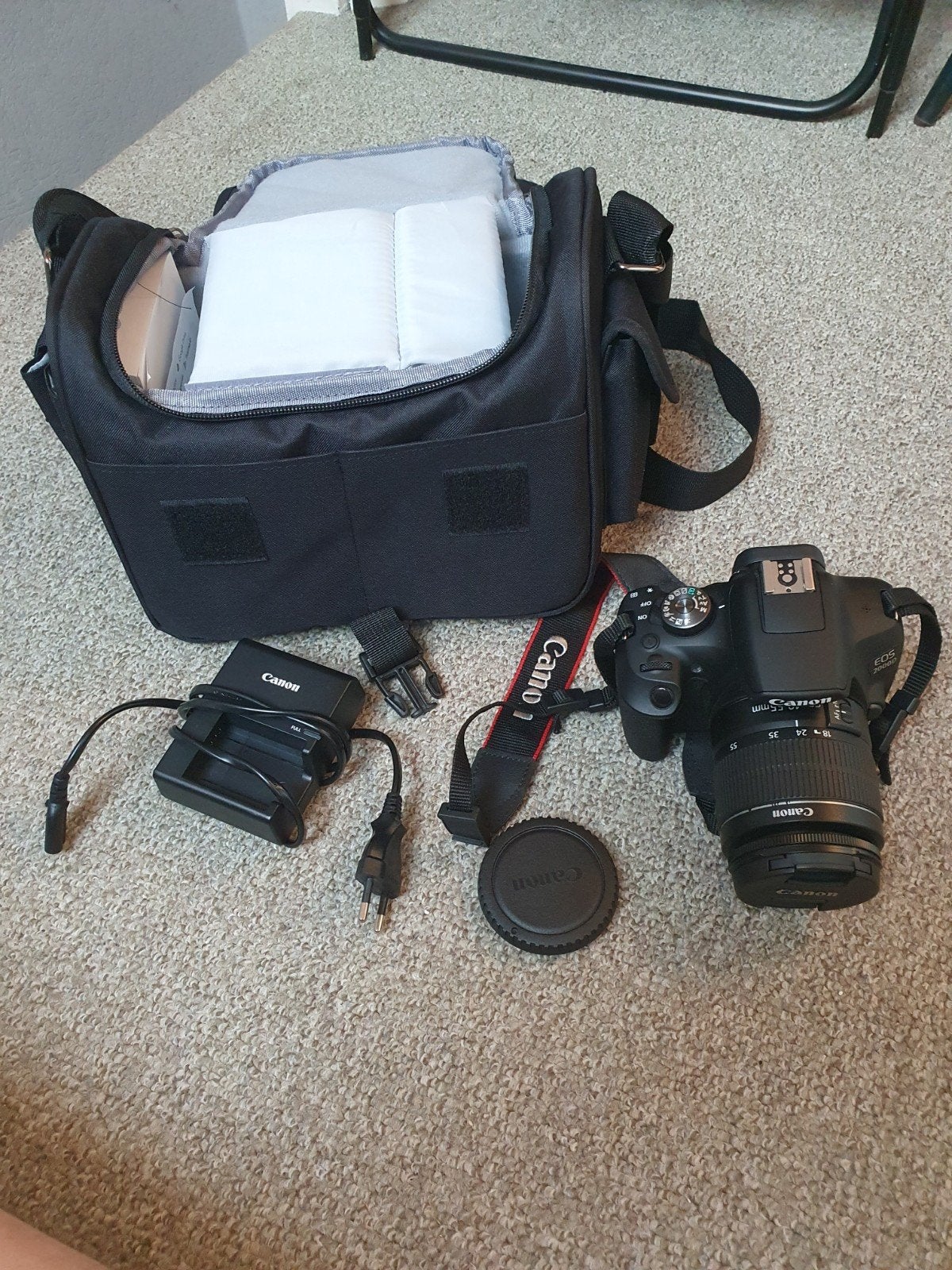 Canon EOS 2000D Spiegelreflexcamera met 18-55mm lens, Spiegelreflex, Canon, Zo goed als nieuw, 4 t/m 7 keer