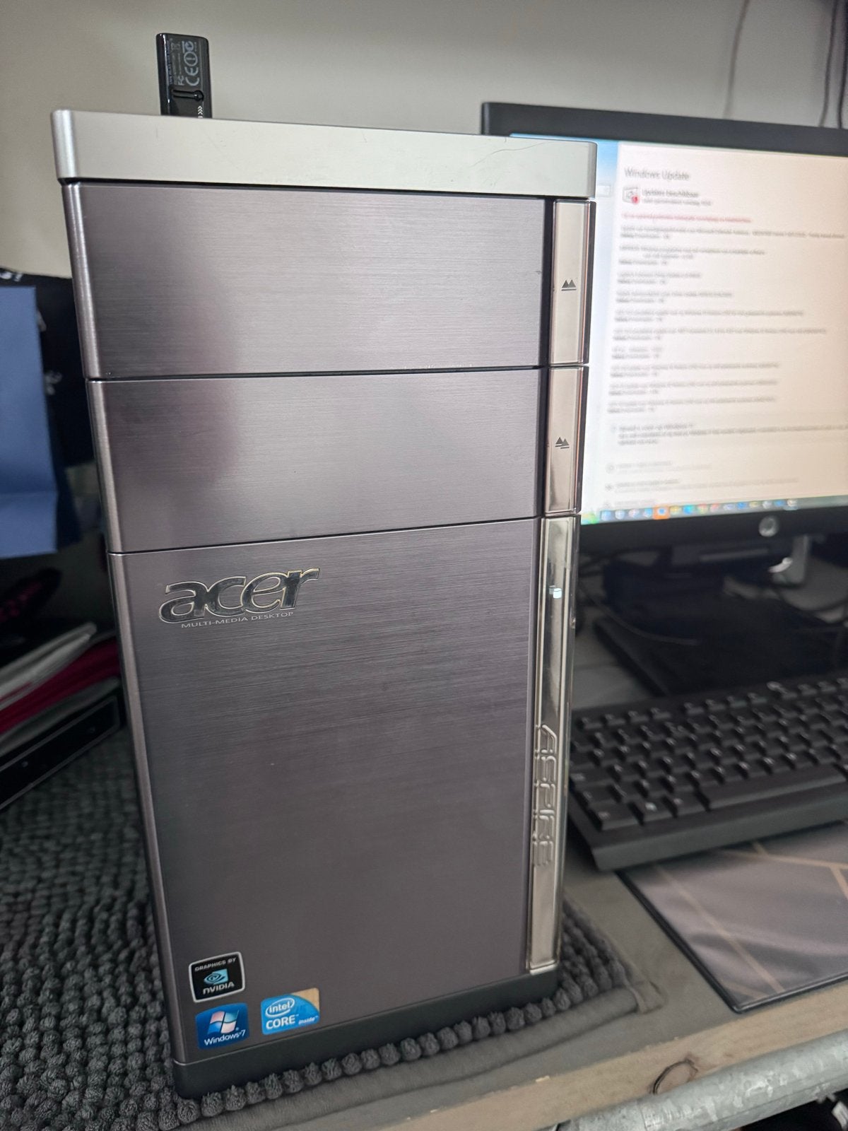 Acer Aspire M5811 Desktop PC - Windows 10 Pro, Grijs, HDD, Ophalen of Verzenden, Zo goed als nieuw, Met videokaart