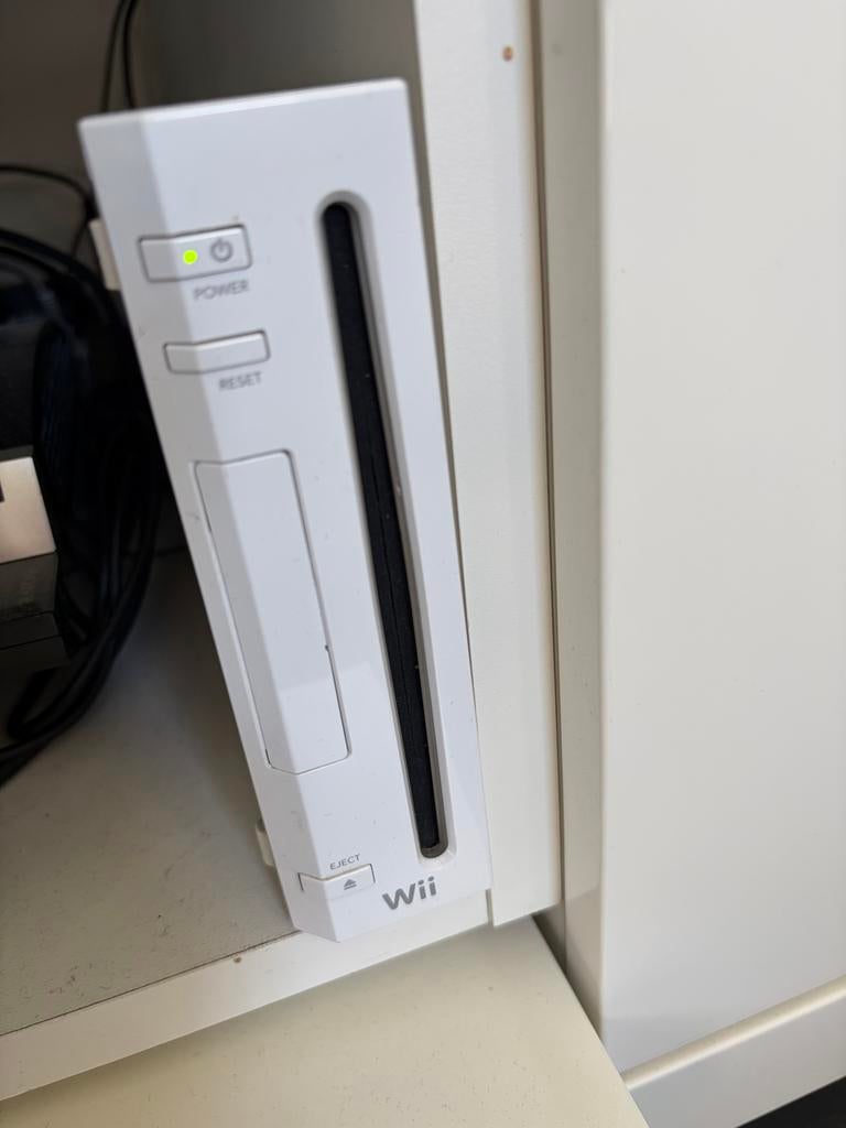 Nintendo Wii Console met accessoires en HDMI-adapter, Ophalen of Verzenden, Gebruikt, Met 2 controllers, Met stuurtje