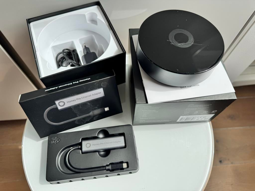 Homey Pro Early 2023 met Homey Pro Ethernet Adapter (bundel), Ophalen of Verzenden, Gebruikt