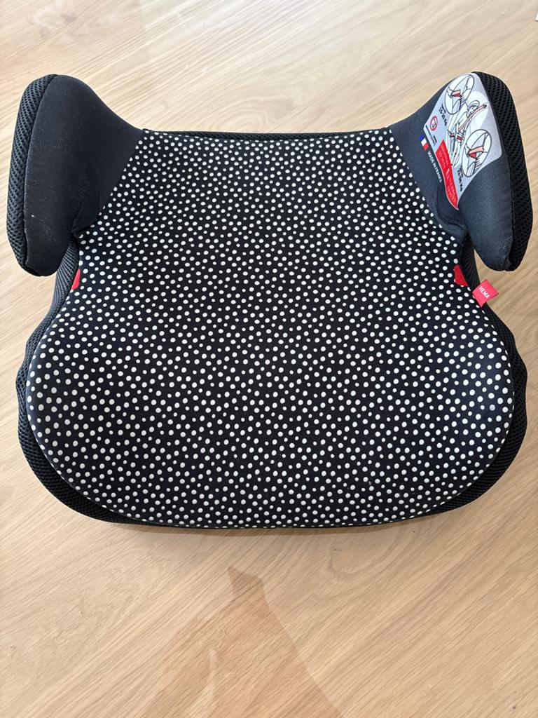 Hema zitverhoger autostoel zwart met witte stippen, 15 t/m 36 kg, Ophalen, Overige merken, Gebruikt