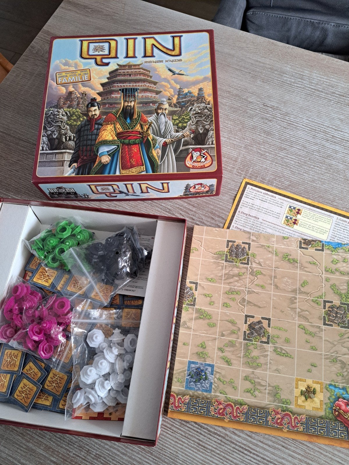 Qin bordspel, Ophalen of Verzenden, Zo goed als nieuw