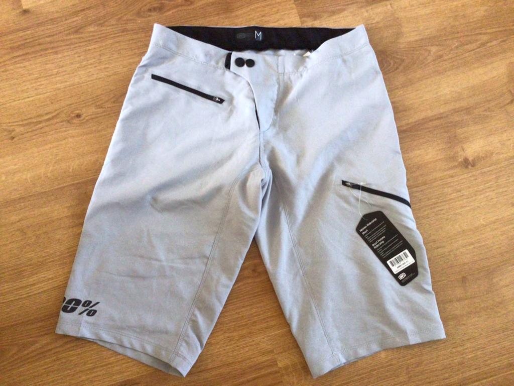 MTB short Dames M 100% Ridecamp licht grijs Nieuw Stretch, M, Ophalen of Verzenden, Zo goed als nieuw, Dames