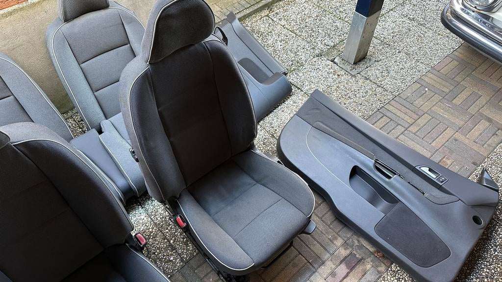 Volvo C30 stoffen interieur - Schoon met kleine gebreken, Auto-onderdelen, Ophalen, Gebruikt, Volvo