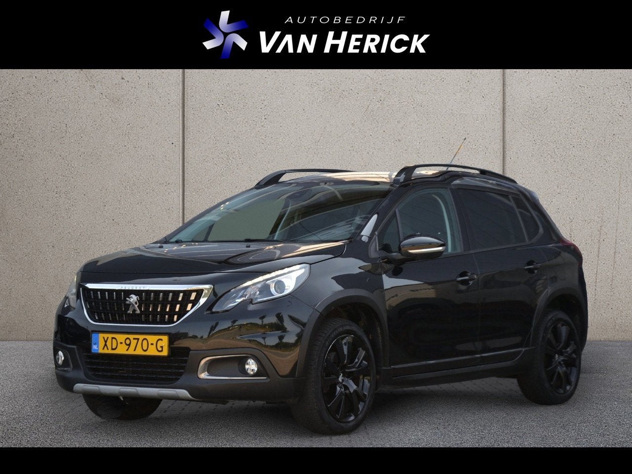Peugeot 2008 1.2 PureTech GT-line | Navigatie | Climate Cont, Voorwielaandrijving, Leder en Stof, Bedrijf, Handgeschakeld