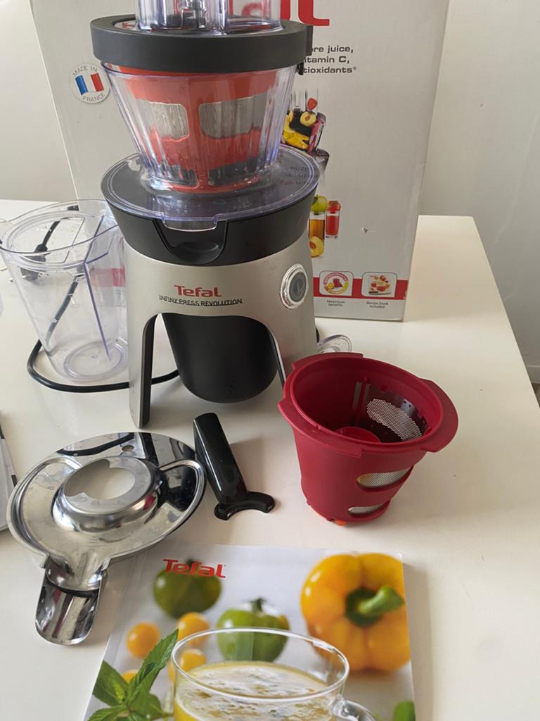 TEFAL Infiny press Revolution slow juicer, Witgoed en Apparatuur, Minder dan 1 liter, Ophalen of Verzenden, Zo goed als nieuw