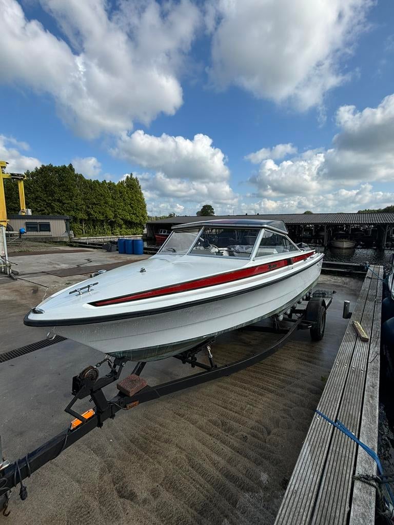 Fjord Speedboot met trailer, Ophalen, Binnenboordmotor, 6 meter of meer, 120 tot 200 pk