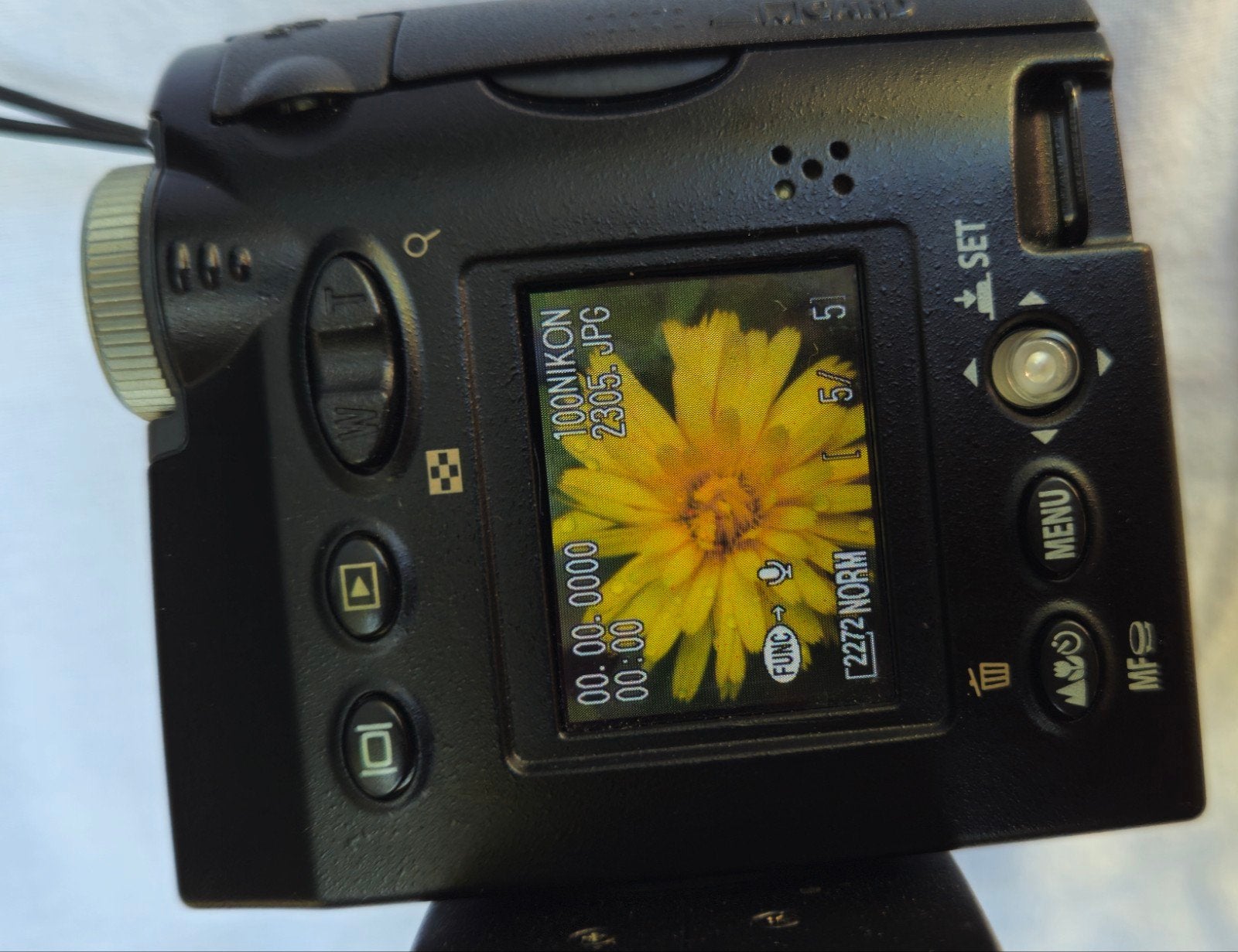 NIKON Coolpix 4500, Ophalen, Nikon, 4 t/m 7 keer