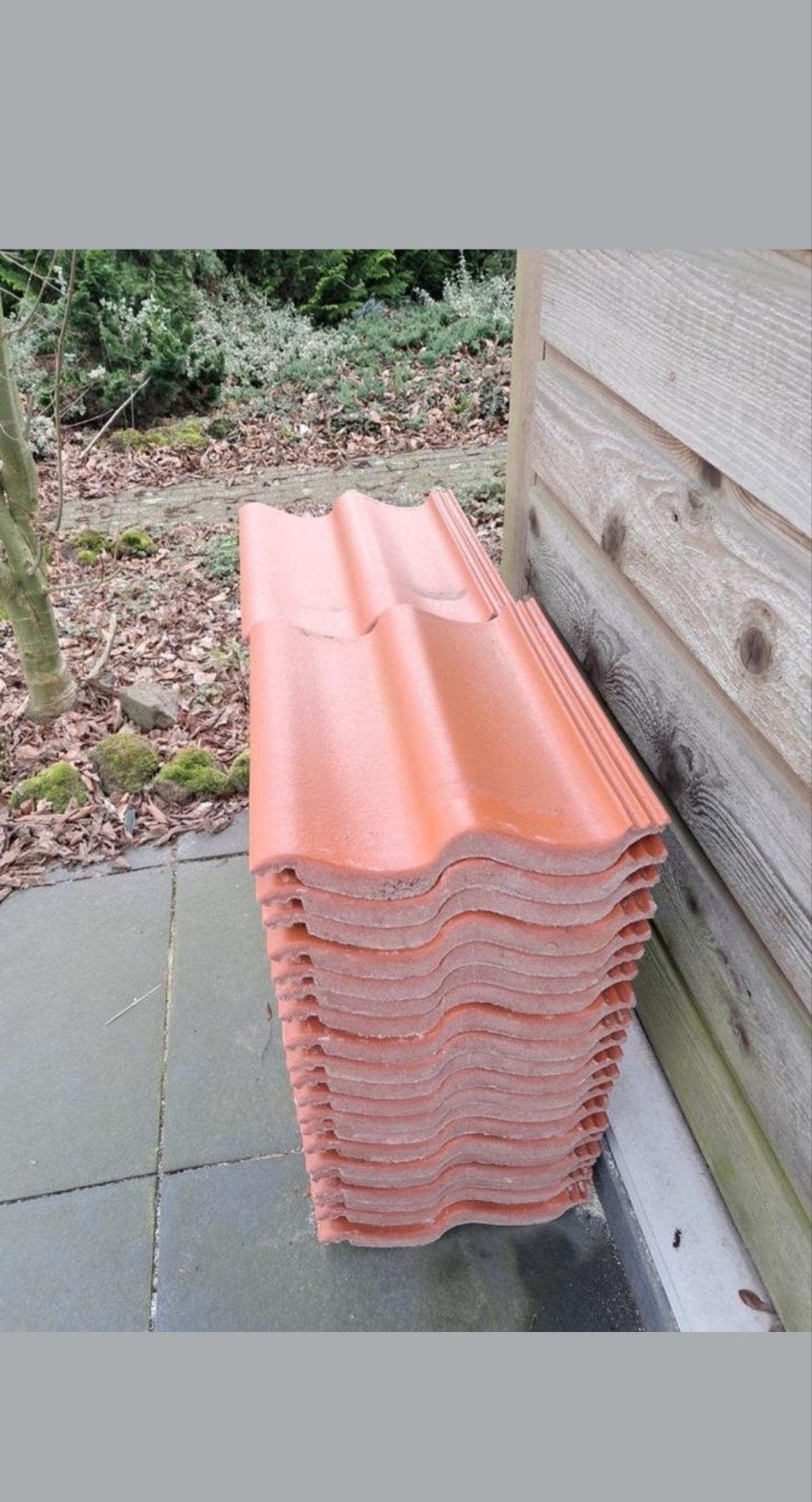 39 dakpannen - S-line - rood - z.g.a.n., Doe-het-zelf en Verbouw, Dakpannen en Dakbedekking, Ophalen, Steen of Klei, Zo goed als nieuw