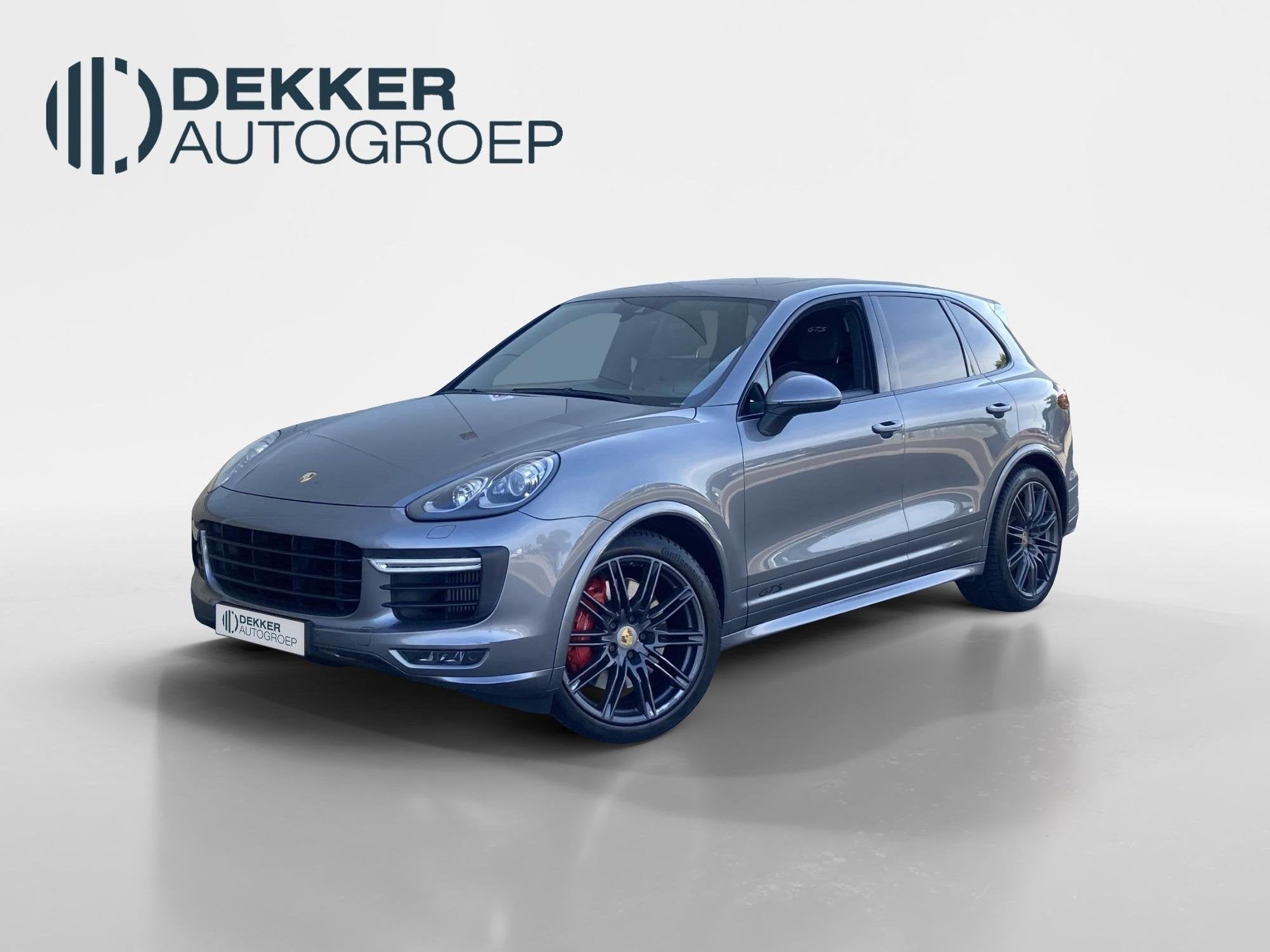 Porsche Cayenne 3.6 GTS 441 pk automaat Panoramadak - Alcant, Auto's, Cayenne, Gebruikt, 138 €/maand, Leder en Stof