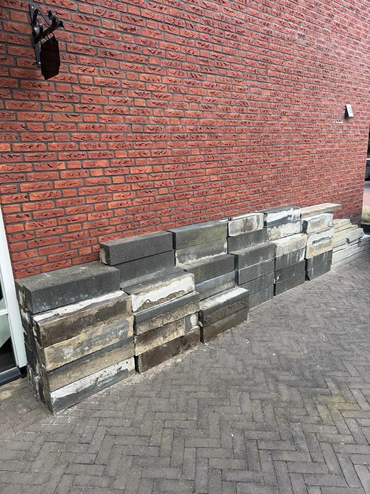 Gratis! Gebruikte betonblokken 60x15x15 cm (ca. 70 stuks), Tuin en Terras, Ophalen, Gebruikt, Blok, Minder dan 25 cm