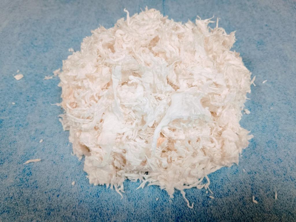 Te koop Xp4,Polyvlokken,Bodemstabilisatie,Polyvlok met haar., Dieren en Toebehoren, Stalling en Weidegang
