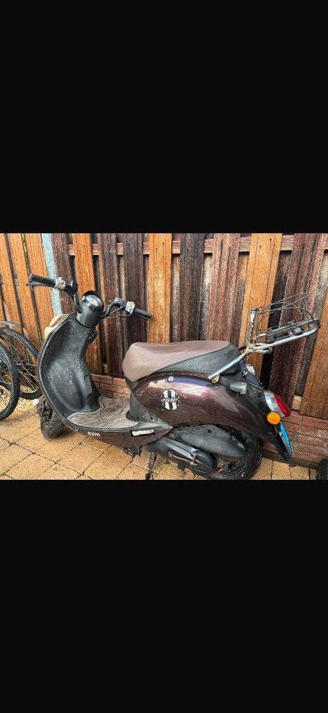Sym Mio Scooter - Bruin, Gebruikt, Gebruikt, Benzine, Maximaal 25 km/u, Ophalen